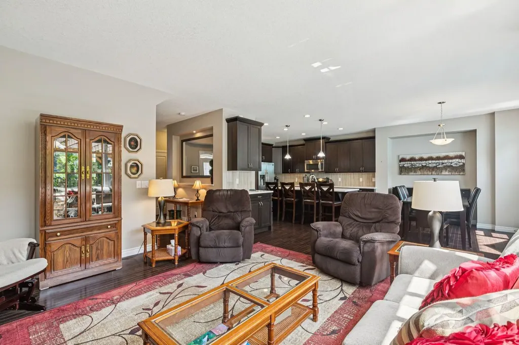 7 Cooperstown Place SW Airdrie AB T4B3T5