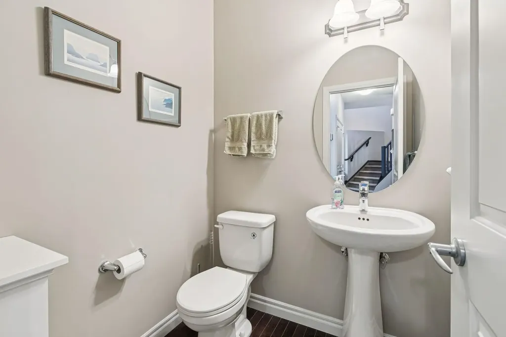 7 Cooperstown Place SW Airdrie AB T4B3T5