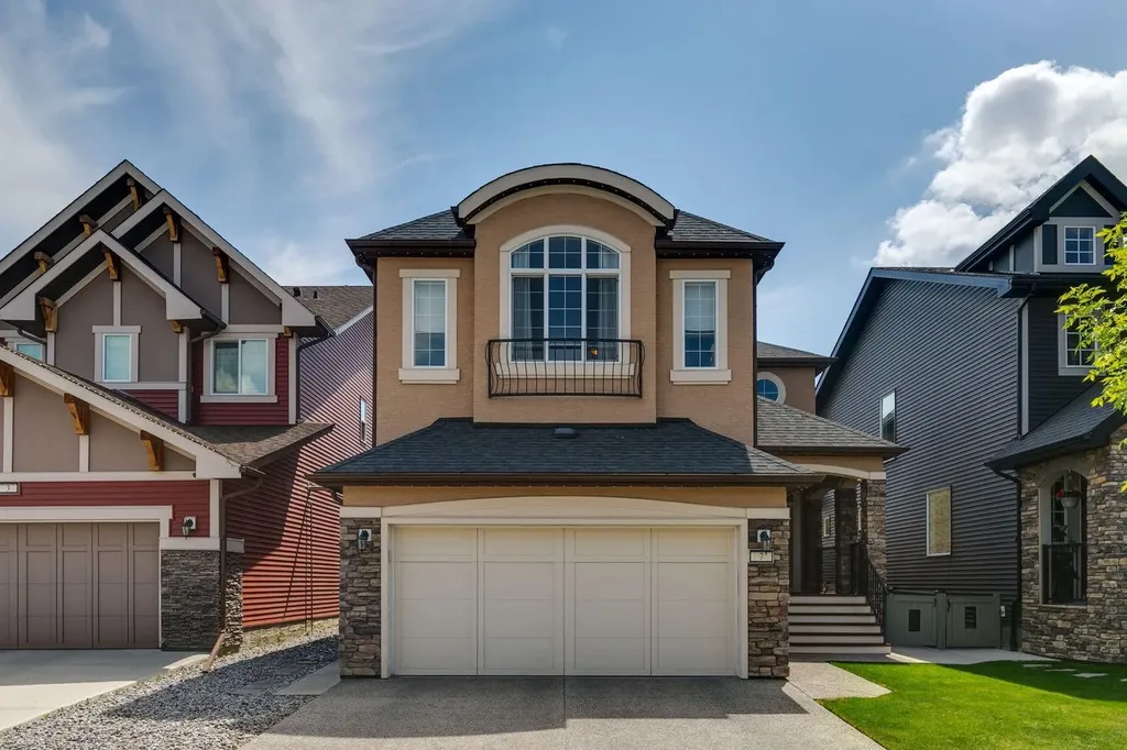 7 Cooperstown Place SW Airdrie AB T4B3T5
