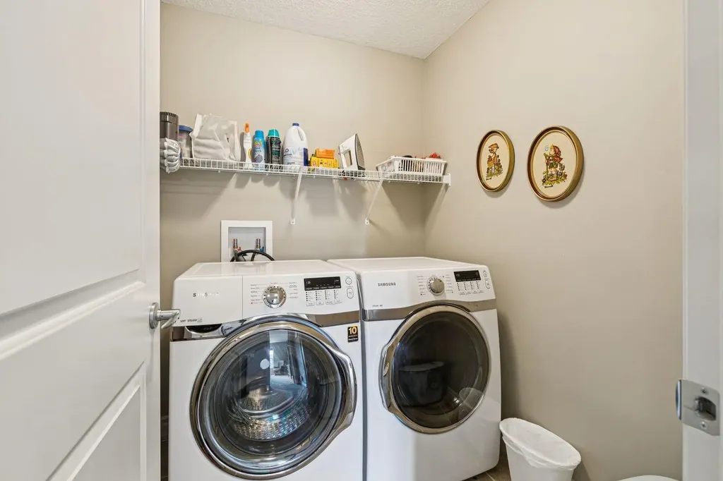 7 Cooperstown Place SW Airdrie AB T4B3T5