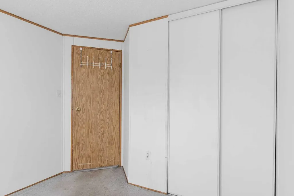 100 Palomino Close Fort Mcmurray AB T9H 5K5