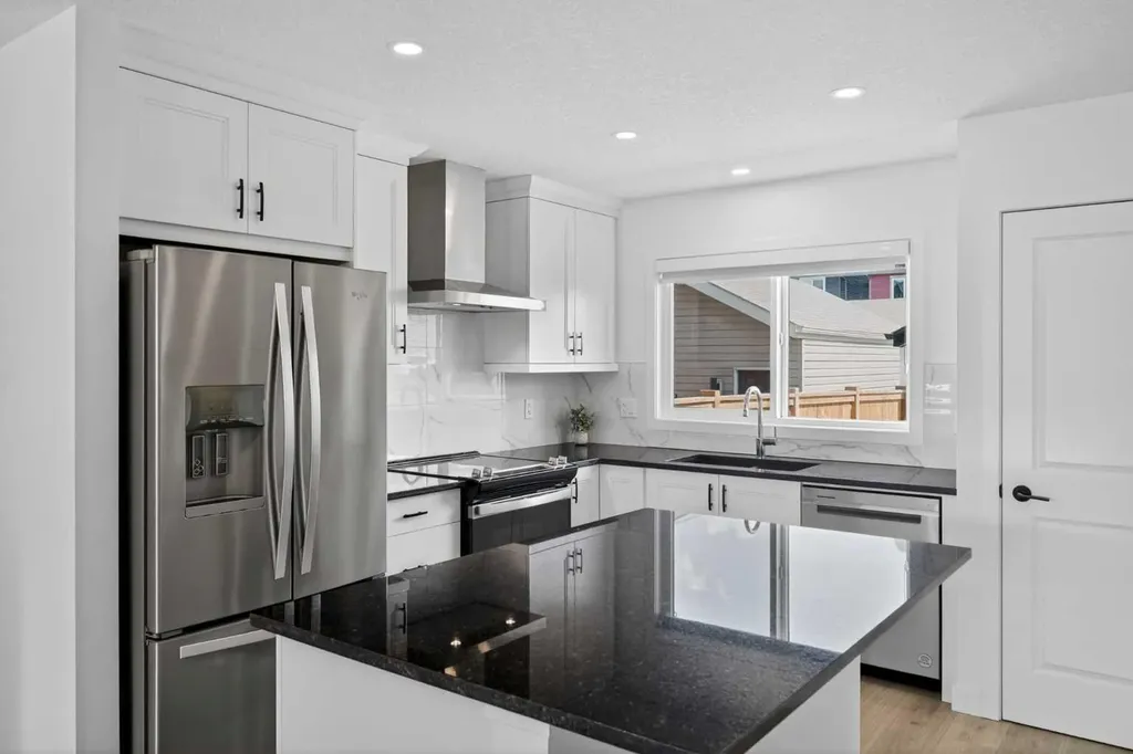 12 Heirloom Crescent SE Calgary AB T3S0G9
