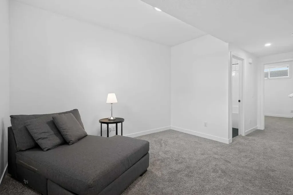 12 Heirloom Crescent SE Calgary AB T3S0G9