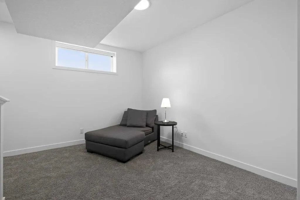 12 Heirloom Crescent SE Calgary AB T3S0G9