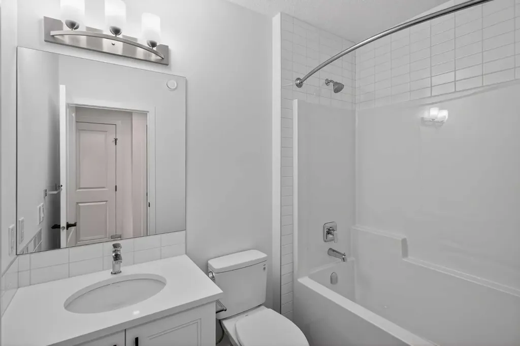 12 Heirloom Crescent SE Calgary AB T3S0G9