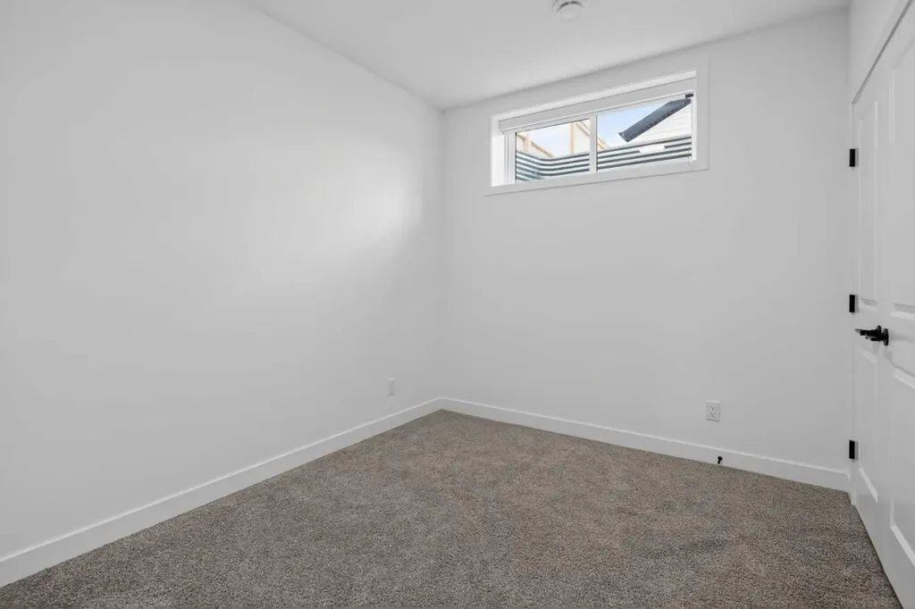 12 Heirloom Crescent SE Calgary AB T3S0G9