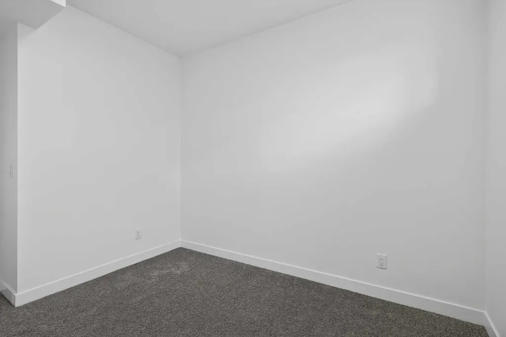 12 Heirloom Crescent SE Calgary AB T3S0G9