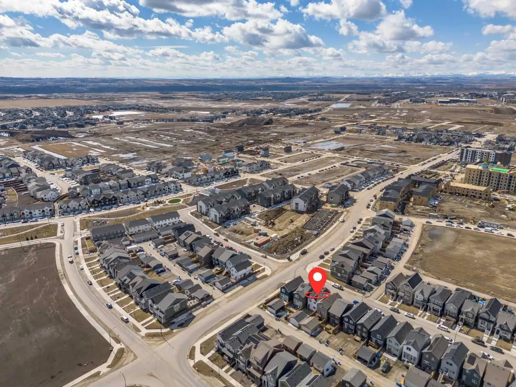 12 Heirloom Crescent SE Calgary AB T3S0G9