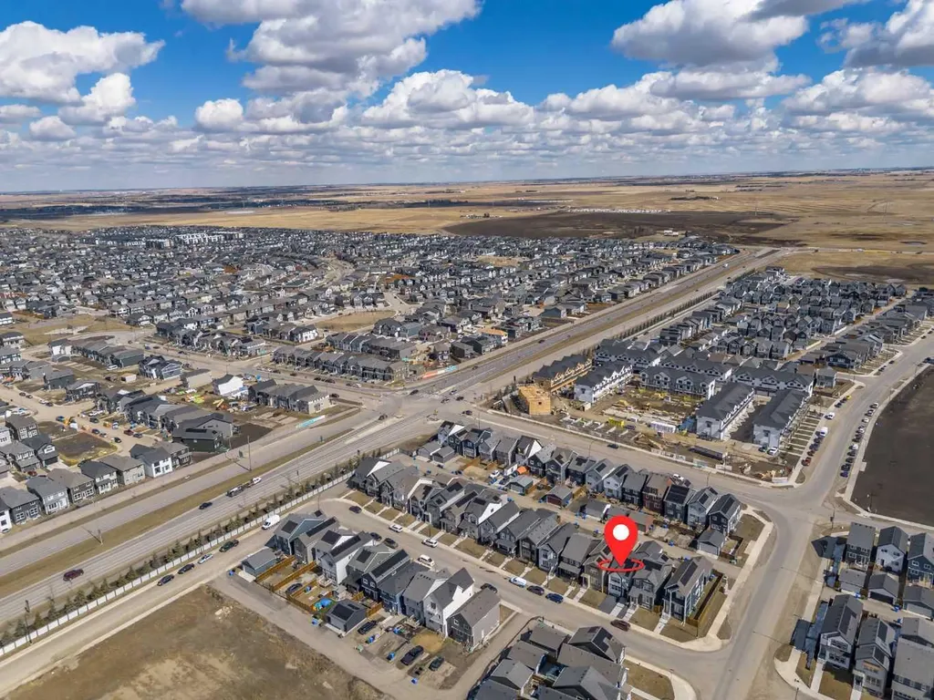 12 Heirloom Crescent SE Calgary AB T3S0G9