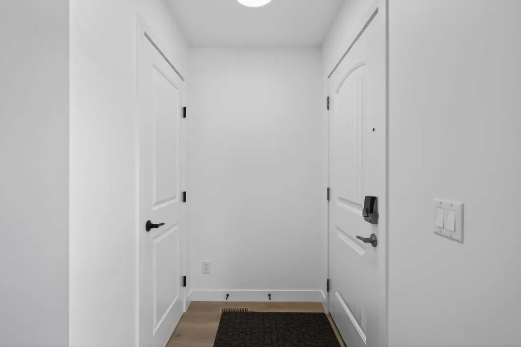 12 Heirloom Crescent SE Calgary AB T3S0G9