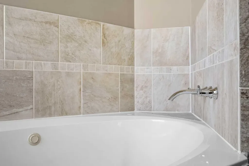 444 Sierra Morena Court SW Calgary AB T3H 3A6