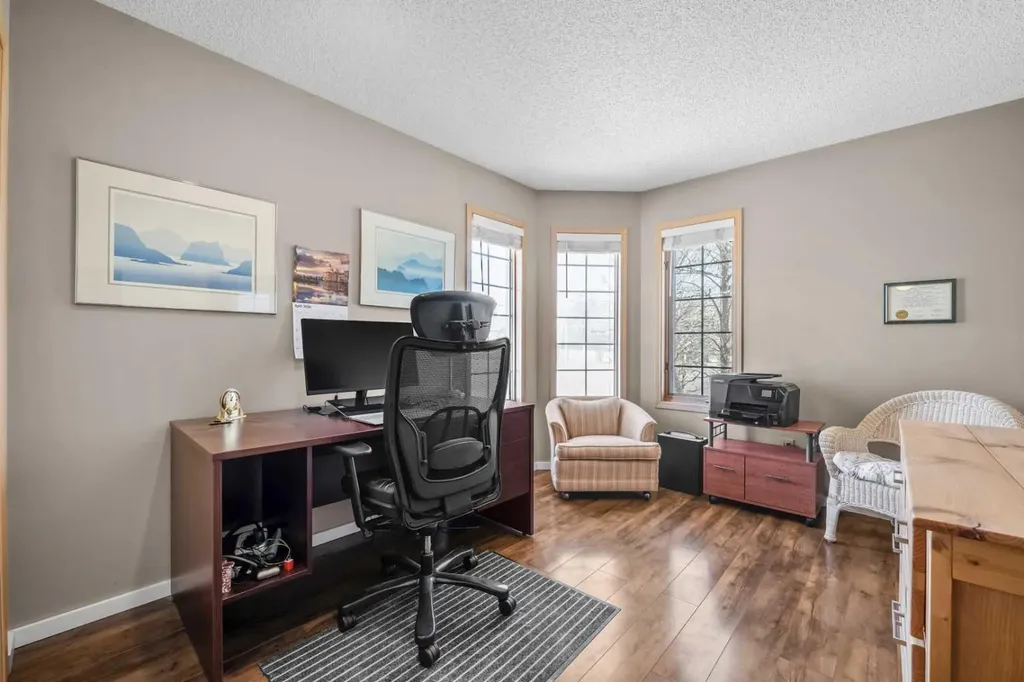 444 Sierra Morena Court SW Calgary AB T3H 3A6