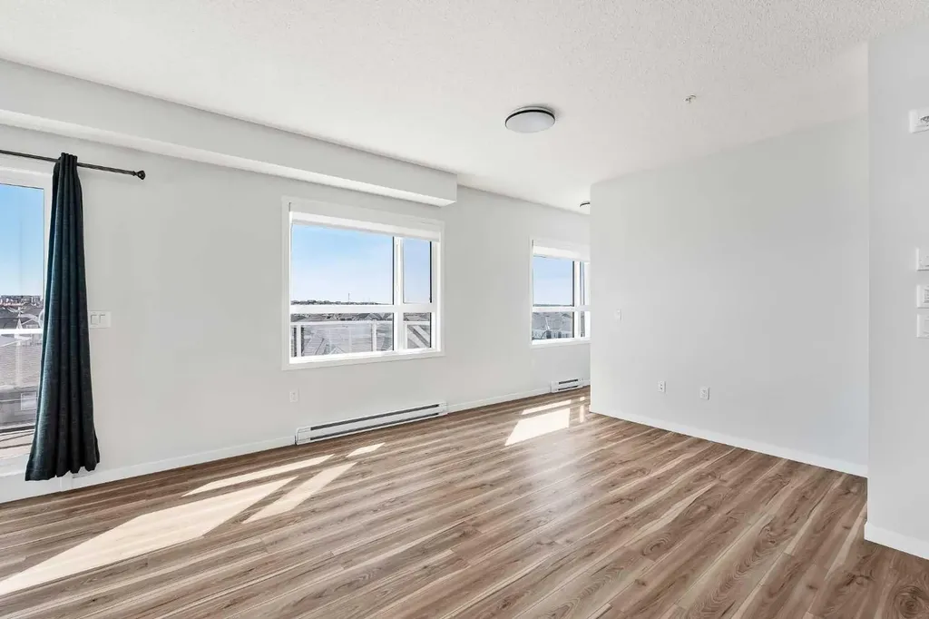 40 Carrington Plaza NW Calgary AB T3P 1X7