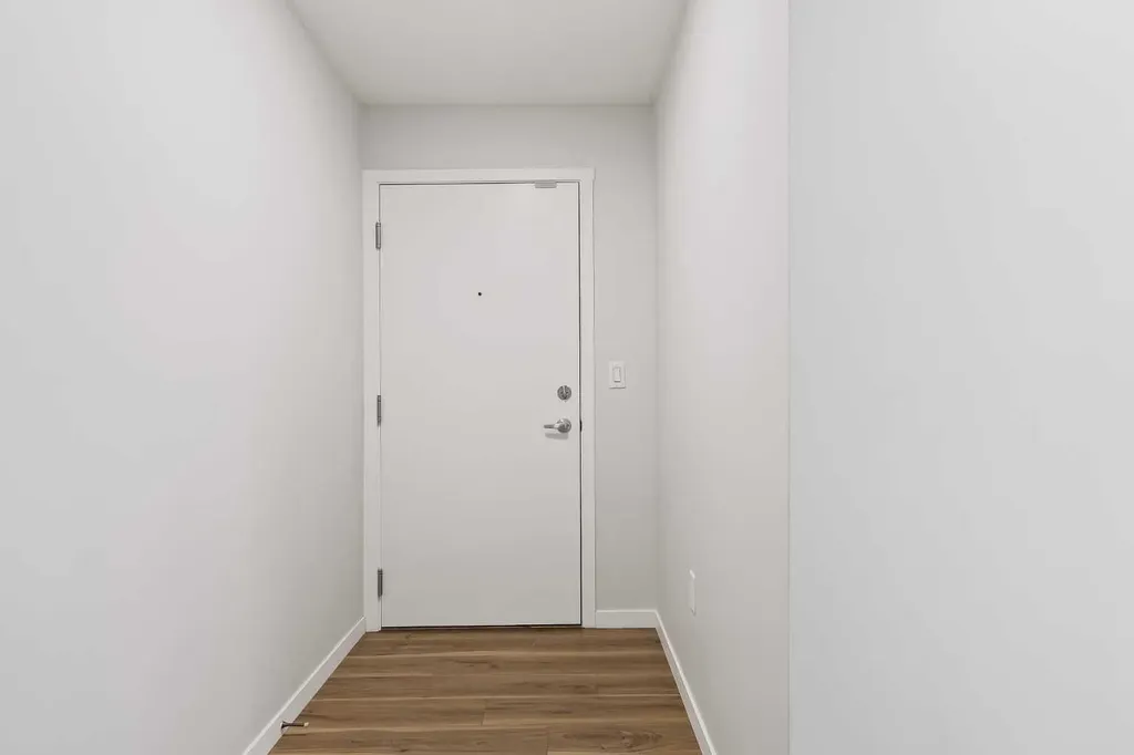 40 Carrington Plaza NW Calgary AB T3P 1X7