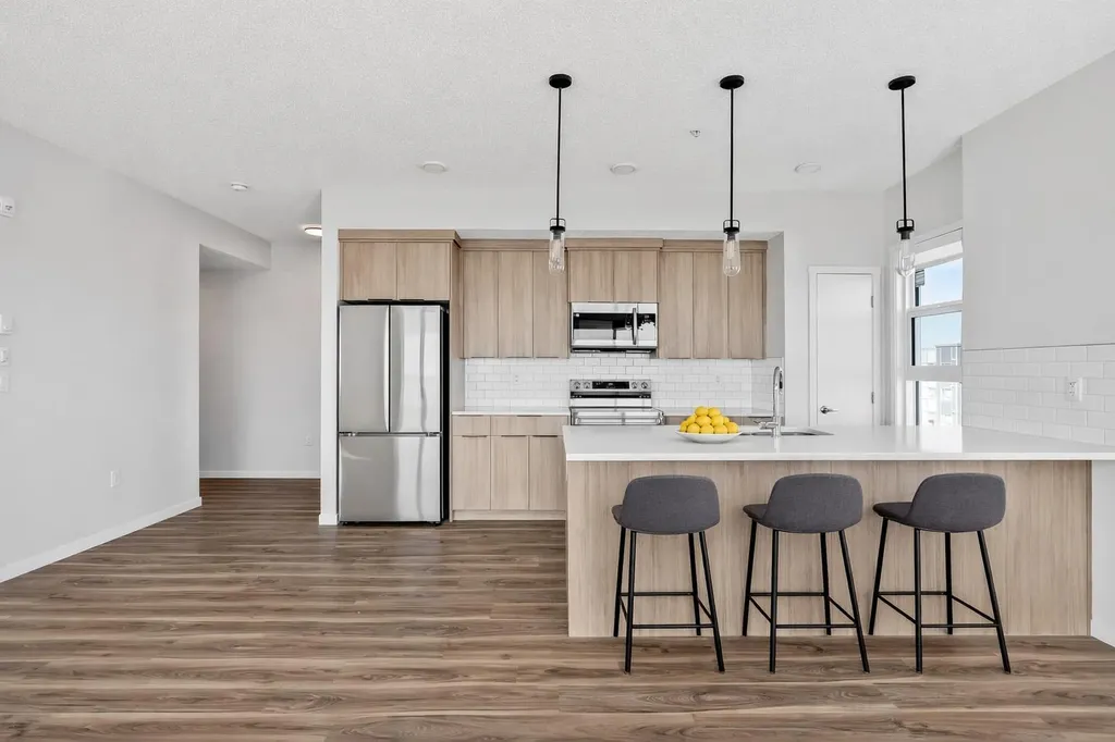 40 Carrington Plaza NW Calgary AB T3P 1X7