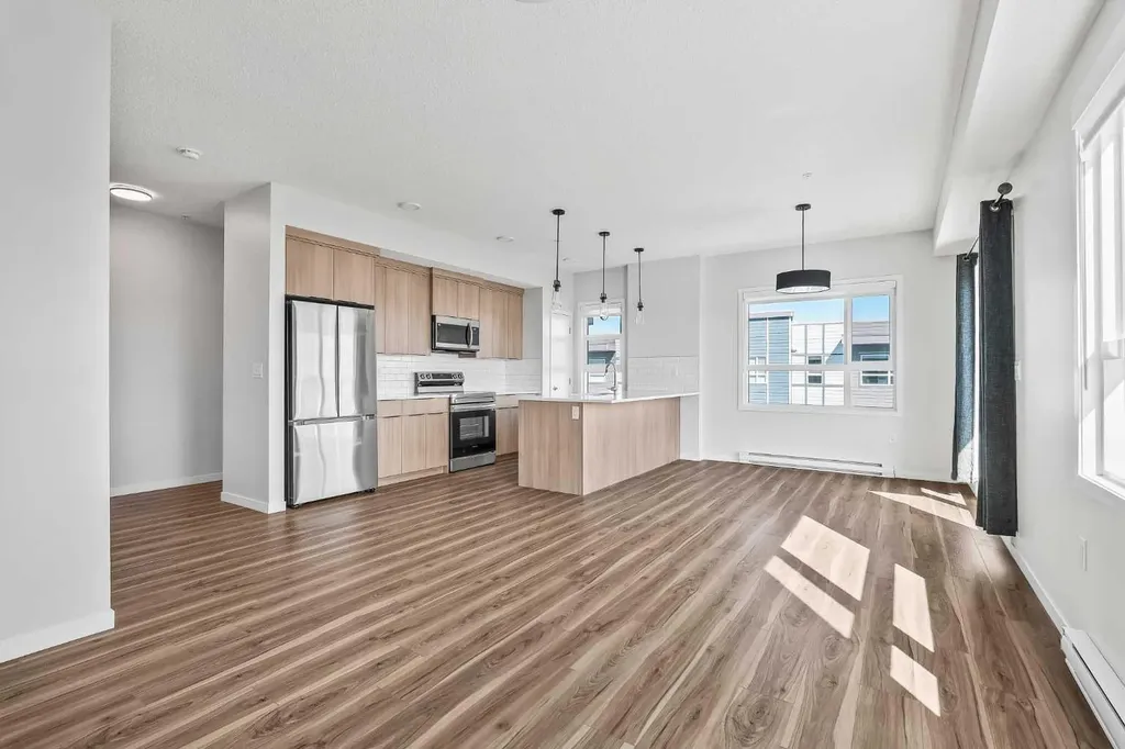 40 Carrington Plaza NW Calgary AB T3P 1X7