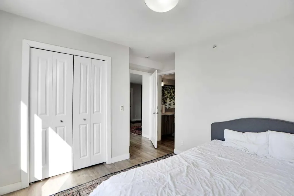 6118 80 Avenue NE Calgary AB T3J 0S6