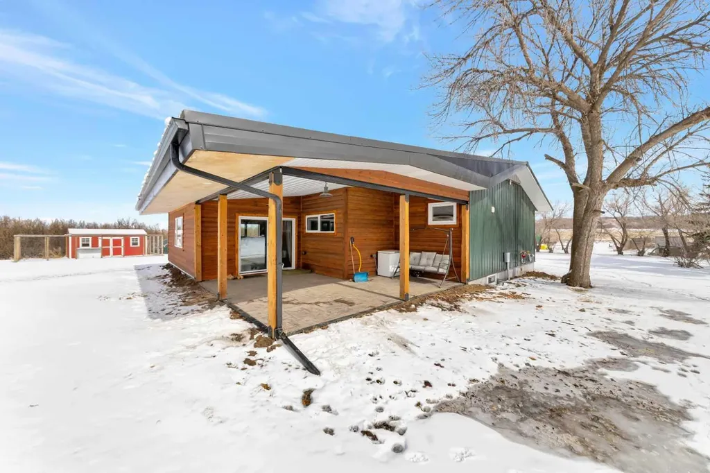 Point NW 1-46-27-w3 Rural SK S0M 1P0