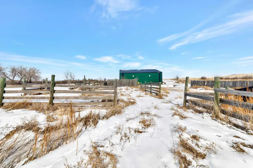 Point NW 1-46-27-w3 Rural SK S0M 1P0