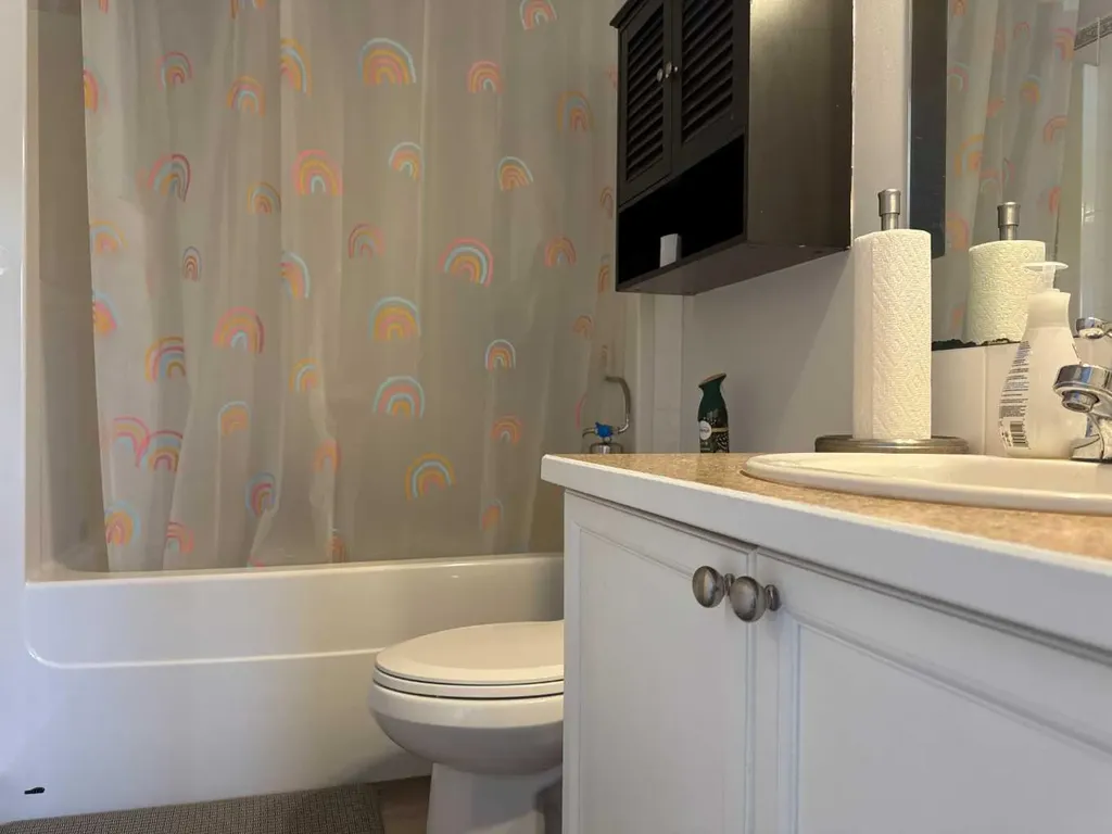 304 Ross Avenue Cochrane AB T4C 2J5