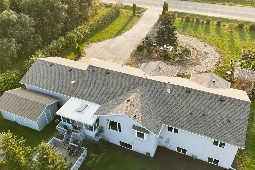 431079 Range Road 254 Rural Ponoka County AB T4J1R2