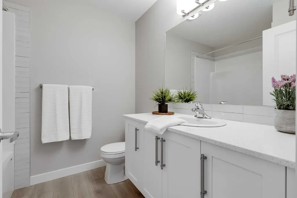 118 Legacy Path SE Calgary AB T2X 4H9