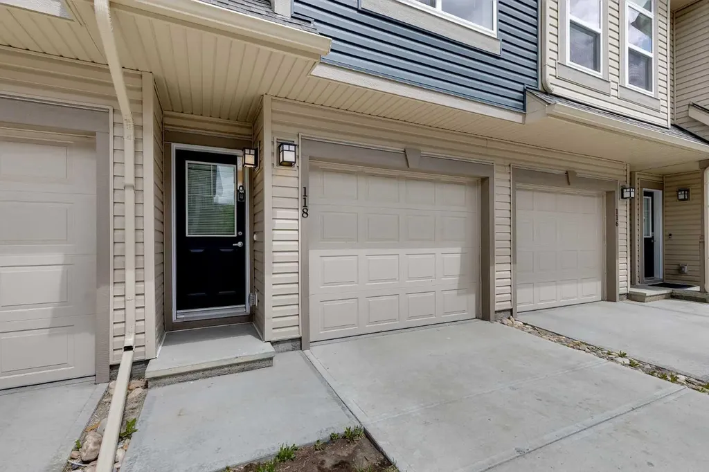 118 Legacy Path SE Calgary AB T2X 4H9