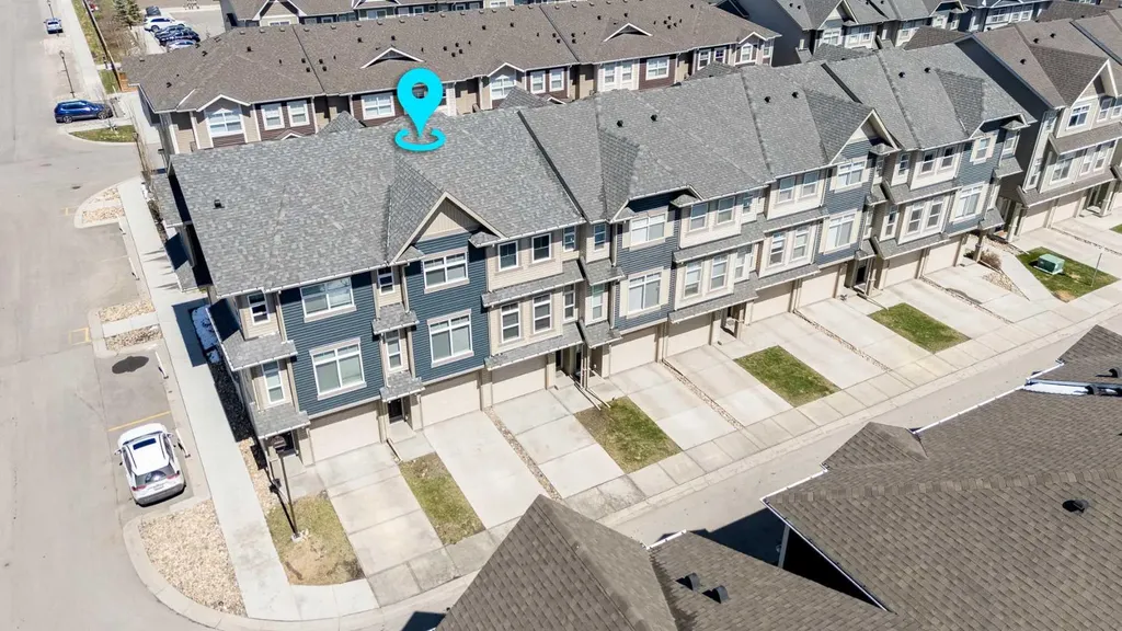 118 Legacy Path SE Calgary AB T2X 4H9
