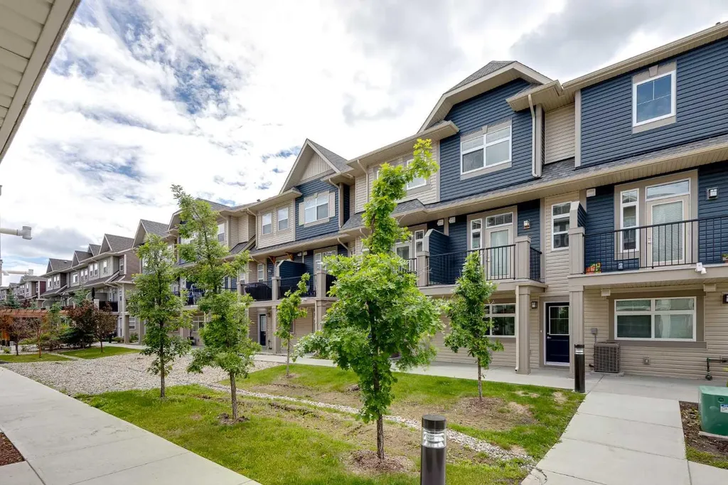 118 Legacy Path SE Calgary AB T2X 4H9