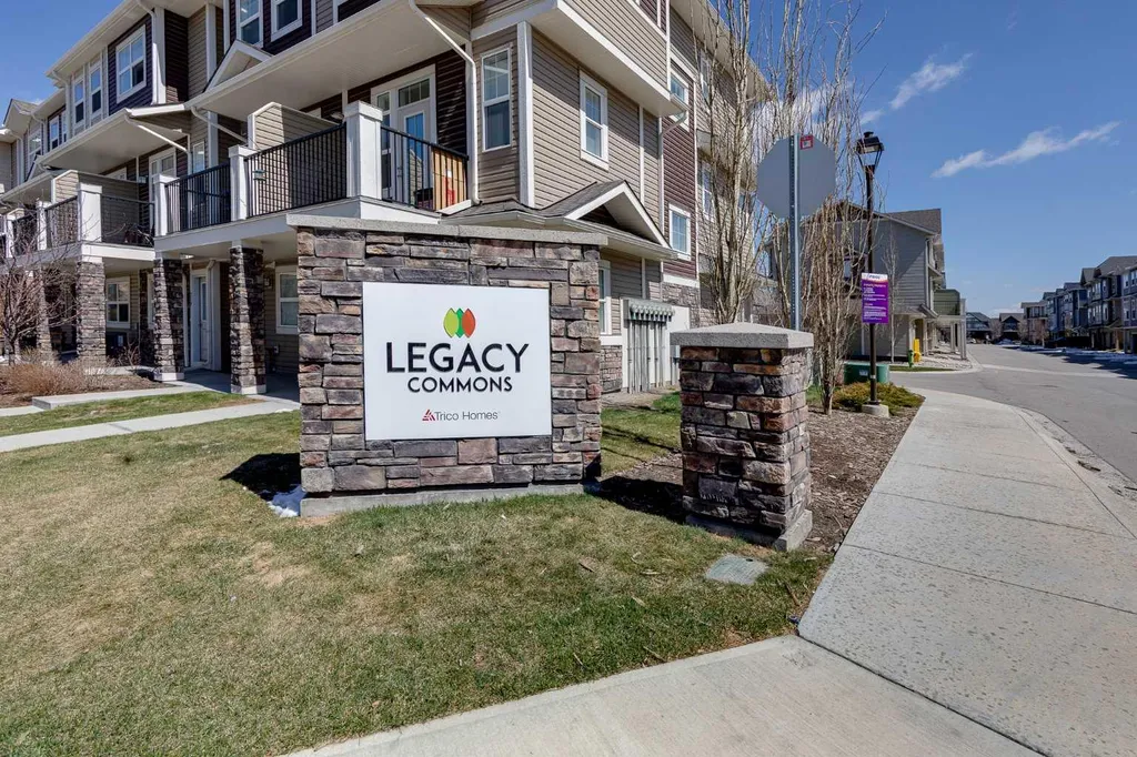 118 Legacy Path SE Calgary AB T2X 4H9
