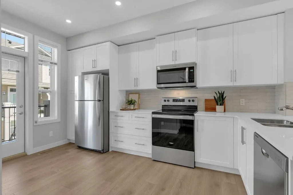 118 Legacy Path SE Calgary AB T2X 4H9