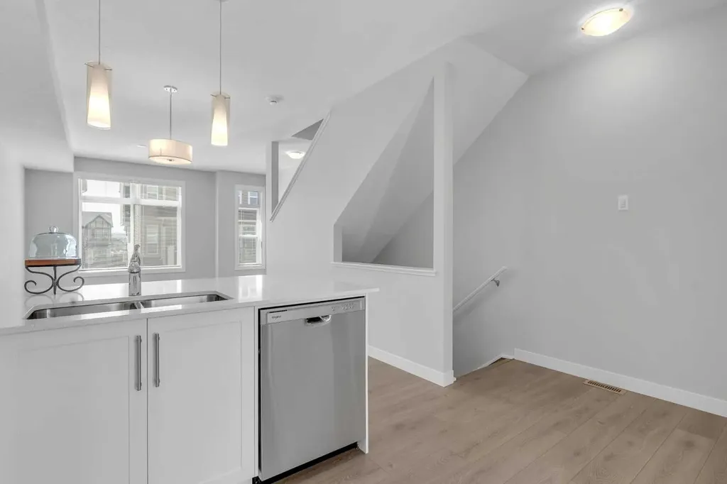 118 Legacy Path SE Calgary AB T2X 4H9