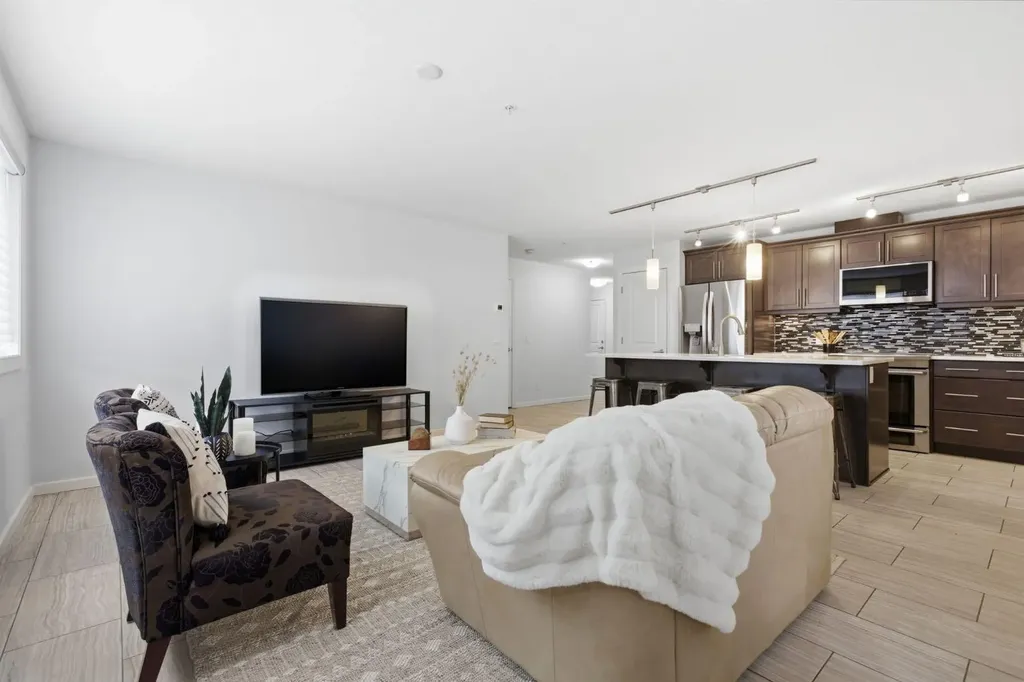 402 Kincora Glen Road NW Calgary AB T2R 0V2