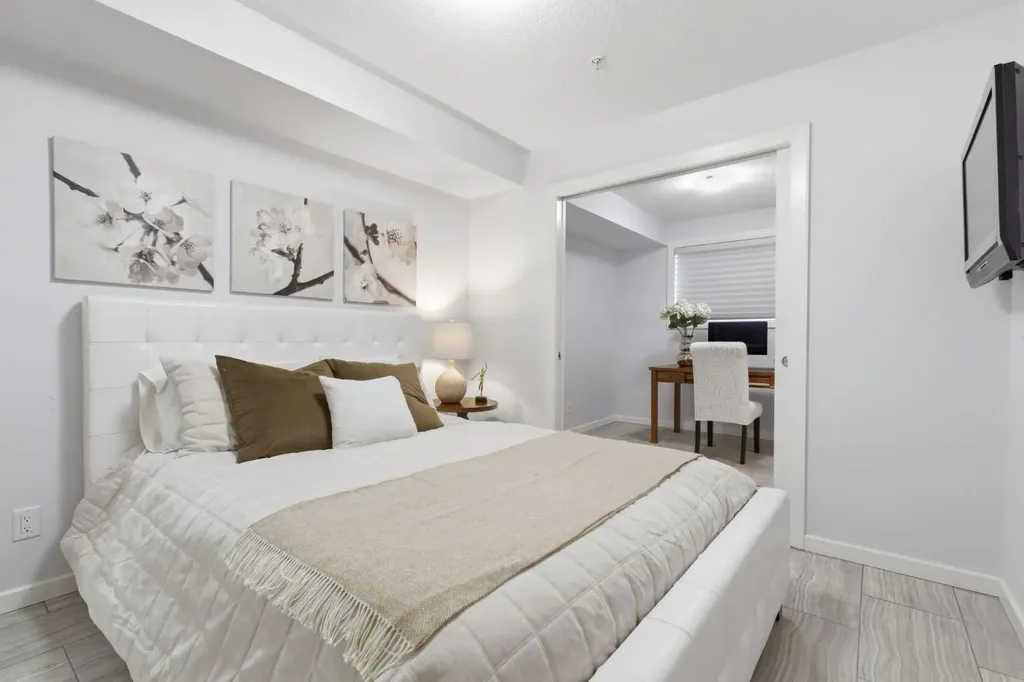 402 Kincora Glen Road NW Calgary AB T2R 0V2