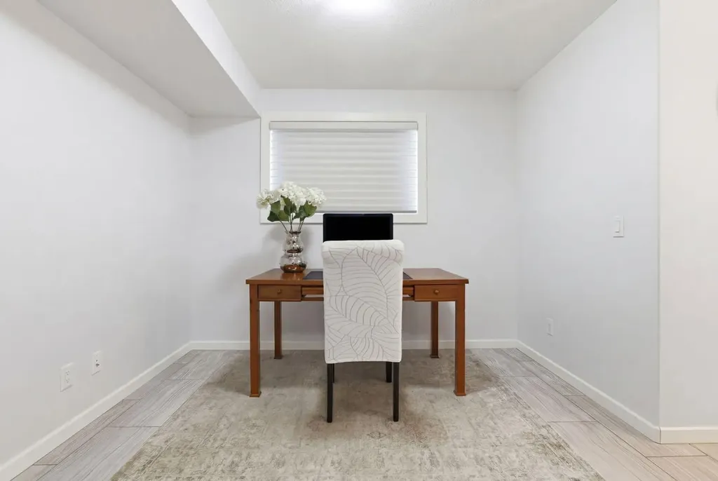 402 Kincora Glen Road NW Calgary AB T2R 0V2