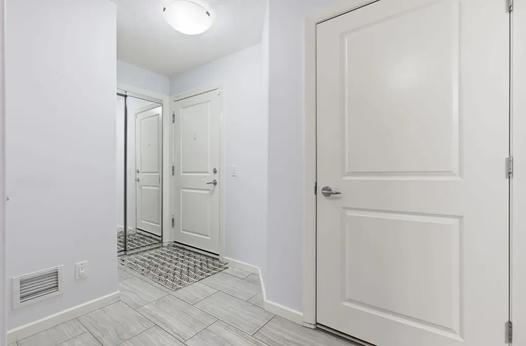 402 Kincora Glen Road NW Calgary AB T2R 0V2