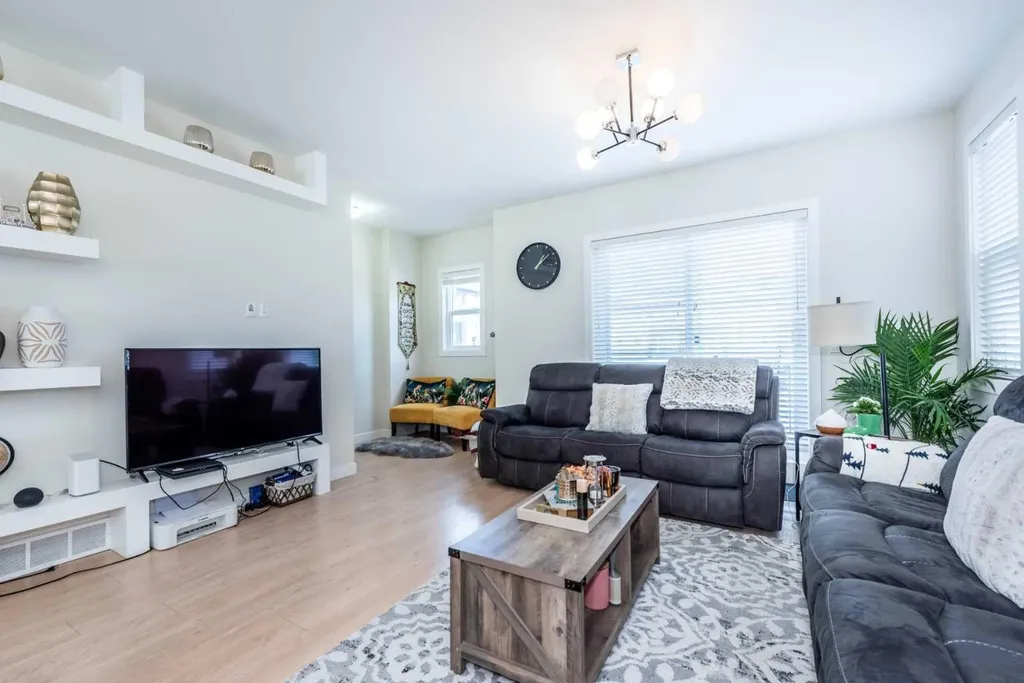30 Cornerstone Manor NE Calgary AB T3N 1E6