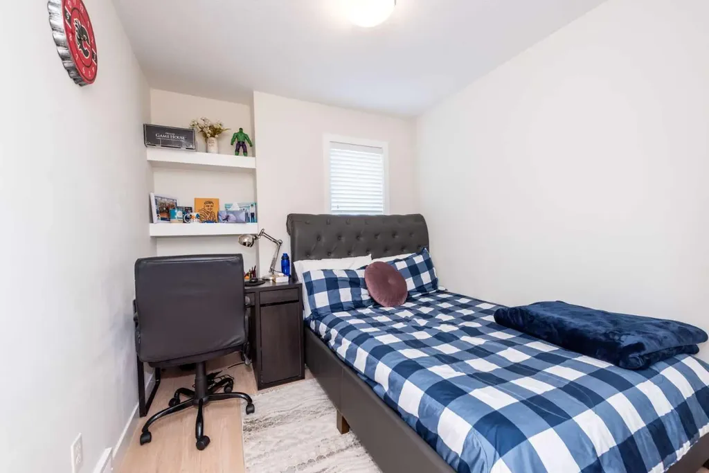 30 Cornerstone Manor NE Calgary AB T3N 1E6