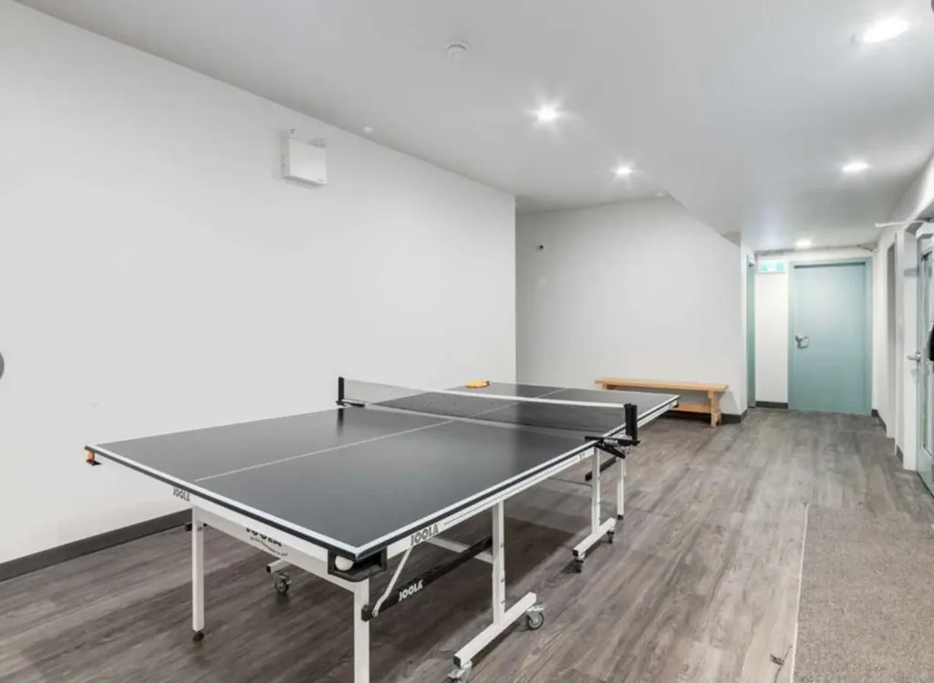 315 Southampton Drive SW Calgary AB T2W2T6