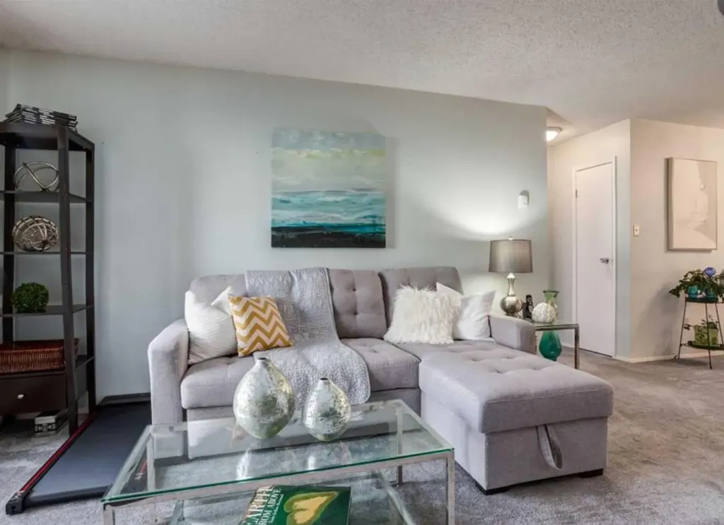 315 Southampton Drive SW Calgary AB T2W2T6