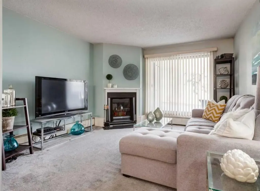 315 Southampton Drive SW Calgary AB T2W2T6