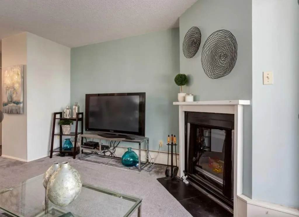 315 Southampton Drive SW Calgary AB T2W2T6