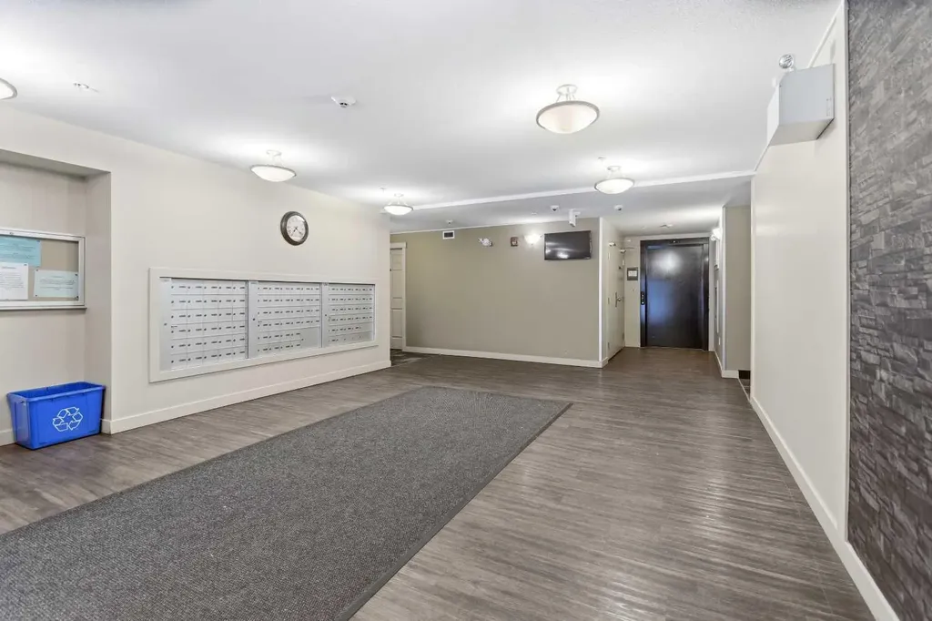 7110 80 Avenue NE Calgary AB T3J 0N4