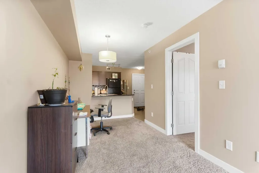 7110 80 Avenue NE Calgary AB T3J 0N4