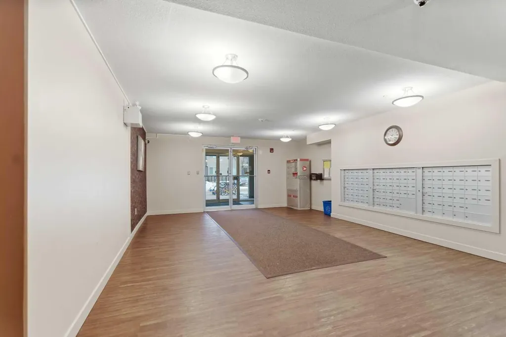 7110 80 Avenue NE Calgary AB T3J 0N4