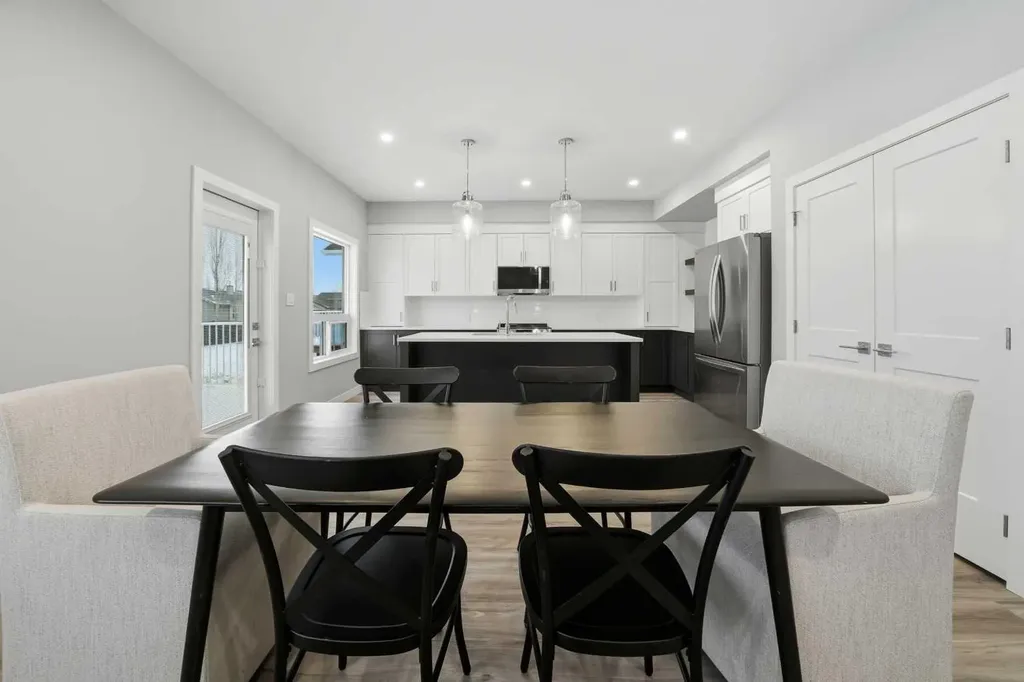 70 Palmer Circle Blackfalds AB T0M 0J2