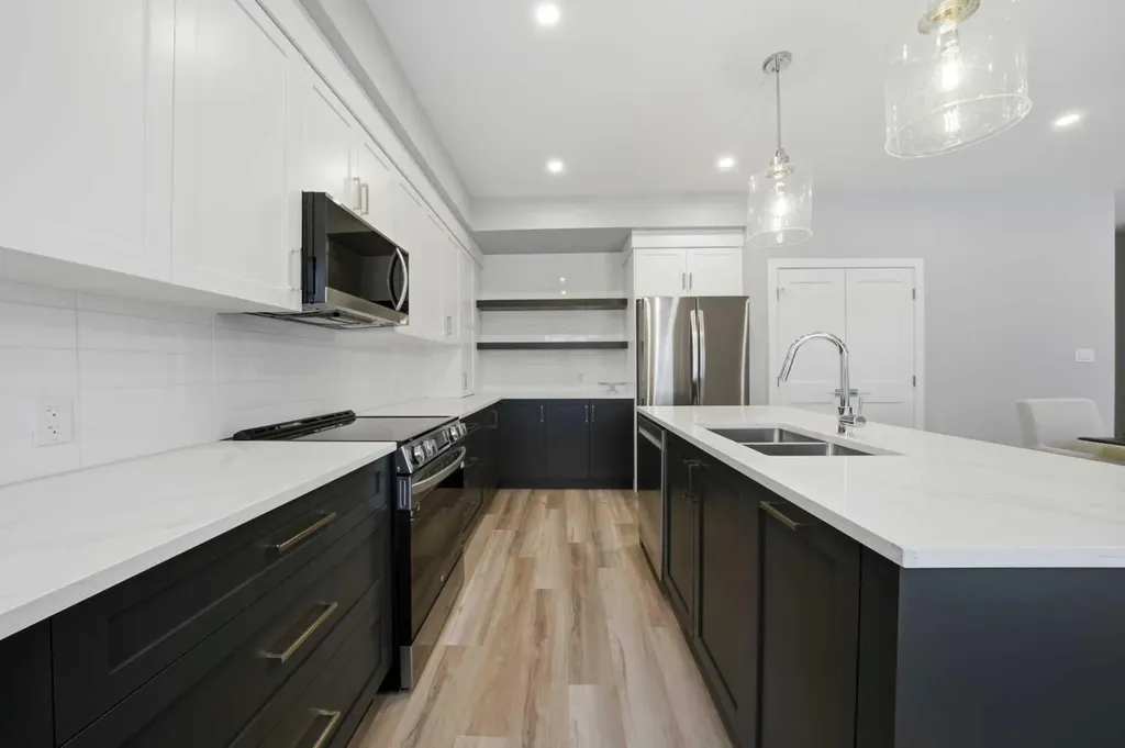 70 Palmer Circle Blackfalds AB T0M 0J2