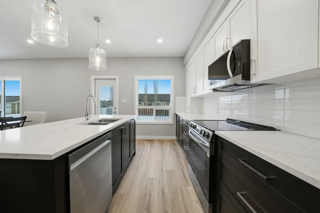 70 Palmer Circle Blackfalds AB T0M 0J2