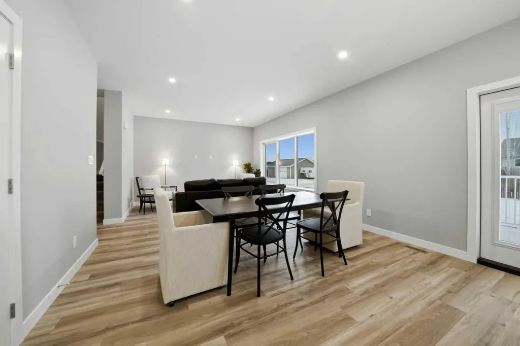70 Palmer Circle Blackfalds AB T0M 0J2
