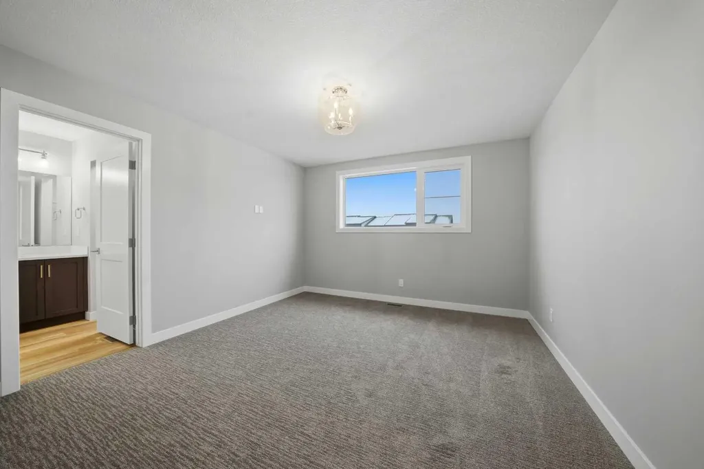 70 Palmer Circle Blackfalds AB T0M 0J2